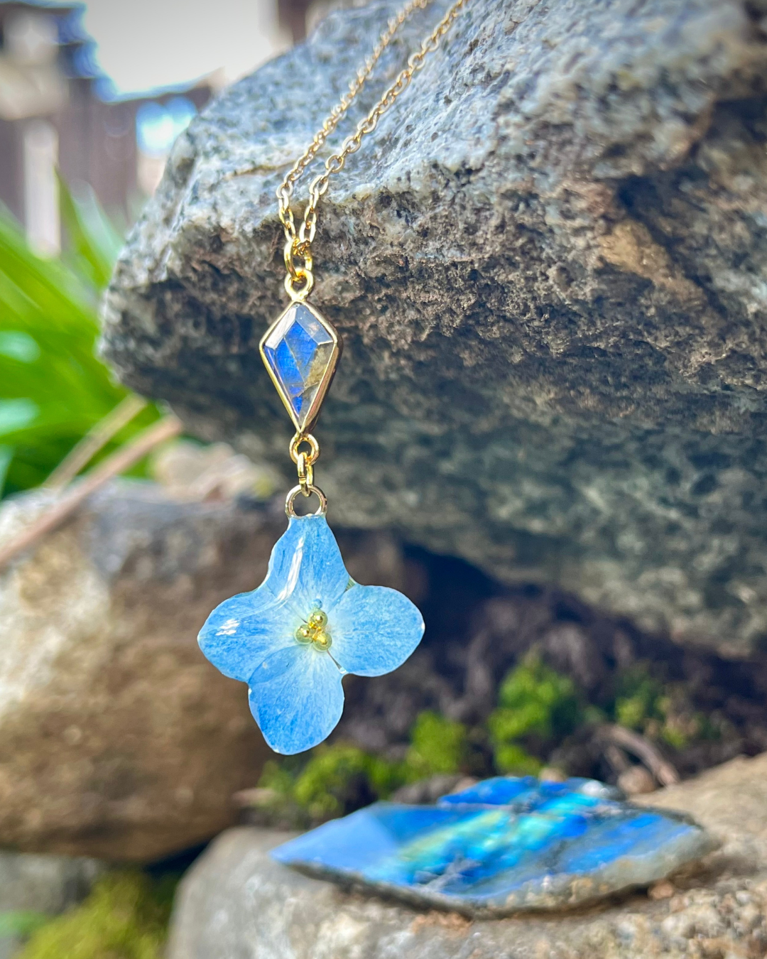 A-Hydrangea & Labradorite Fallen Star Necklace